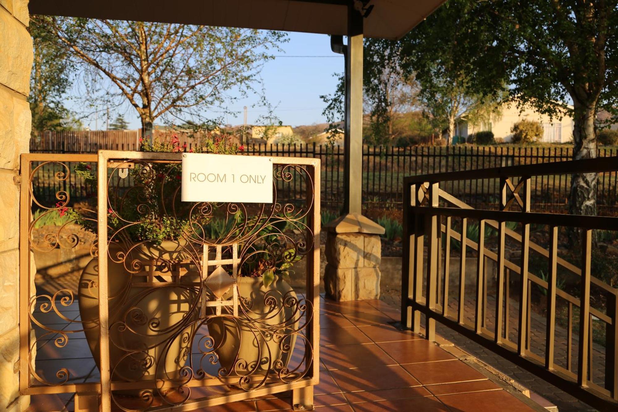 Mt Horeb Manor クラレンス エクステリア 写真