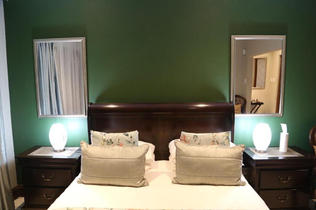 Mt Horeb Manor クラレンス エクステリア 写真